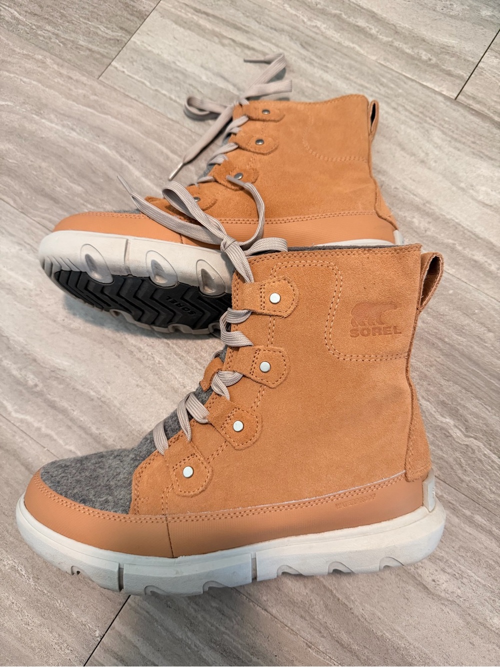 Sorel Suede Lace-Up Ankle Boots in Tan & Gray Explorer II Joan